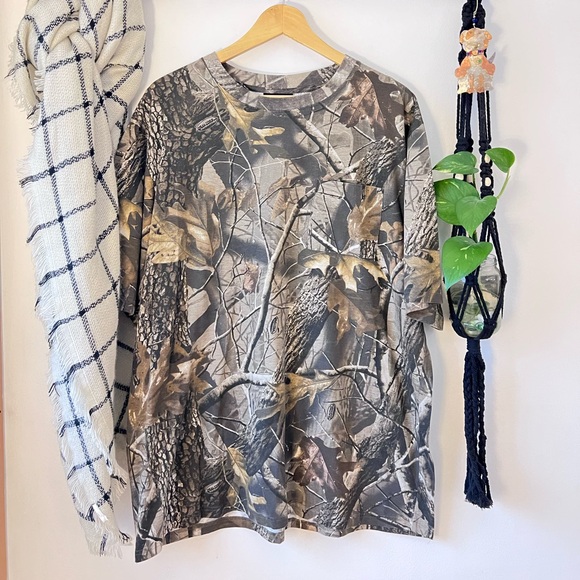 Vintage Y2K Winchester Camo Realtree Hardwoods Tee - Picture 1 of 4